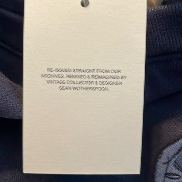 GAP Navy Hoodie with Colorful Graphics - Picture 11 of 16